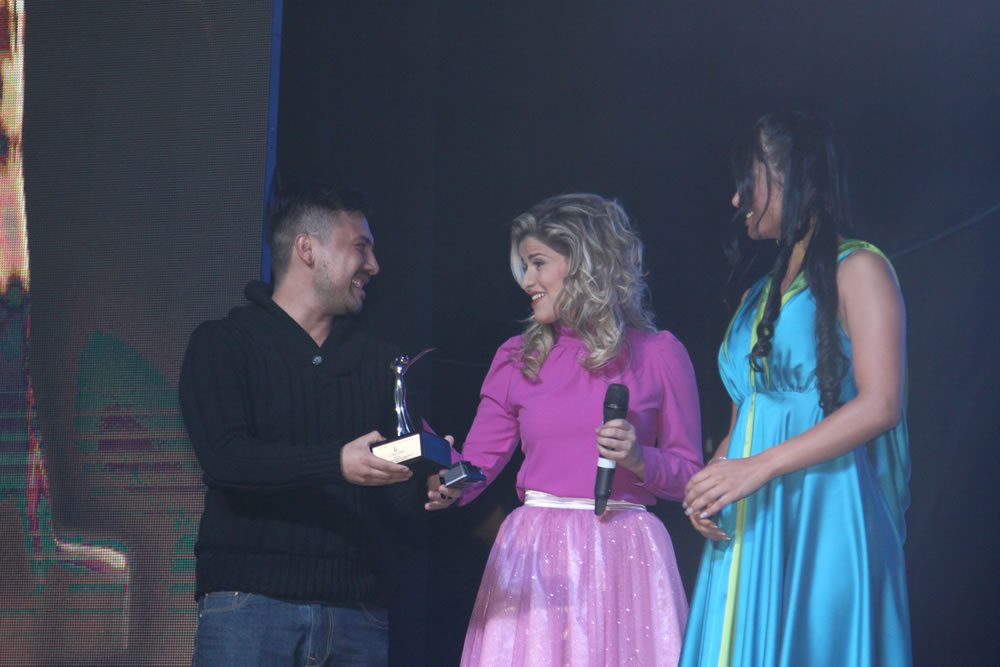 Premios Linda Villarraga 2015